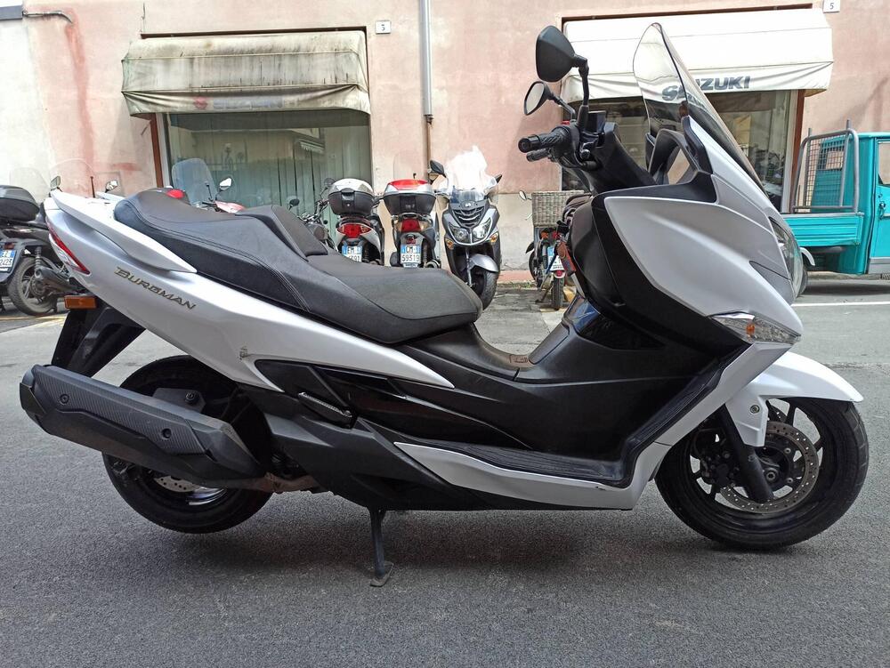 Suzuki Burgman AN 400 (2017 - 20) (3)