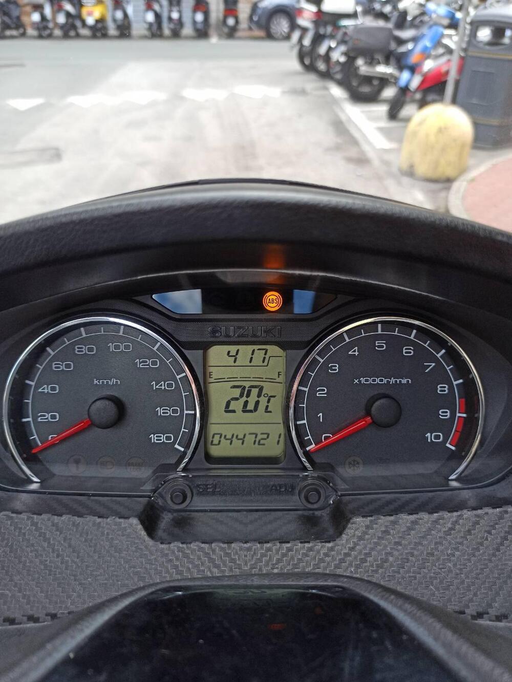 Suzuki Burgman AN 400 (2017 - 20) (6)