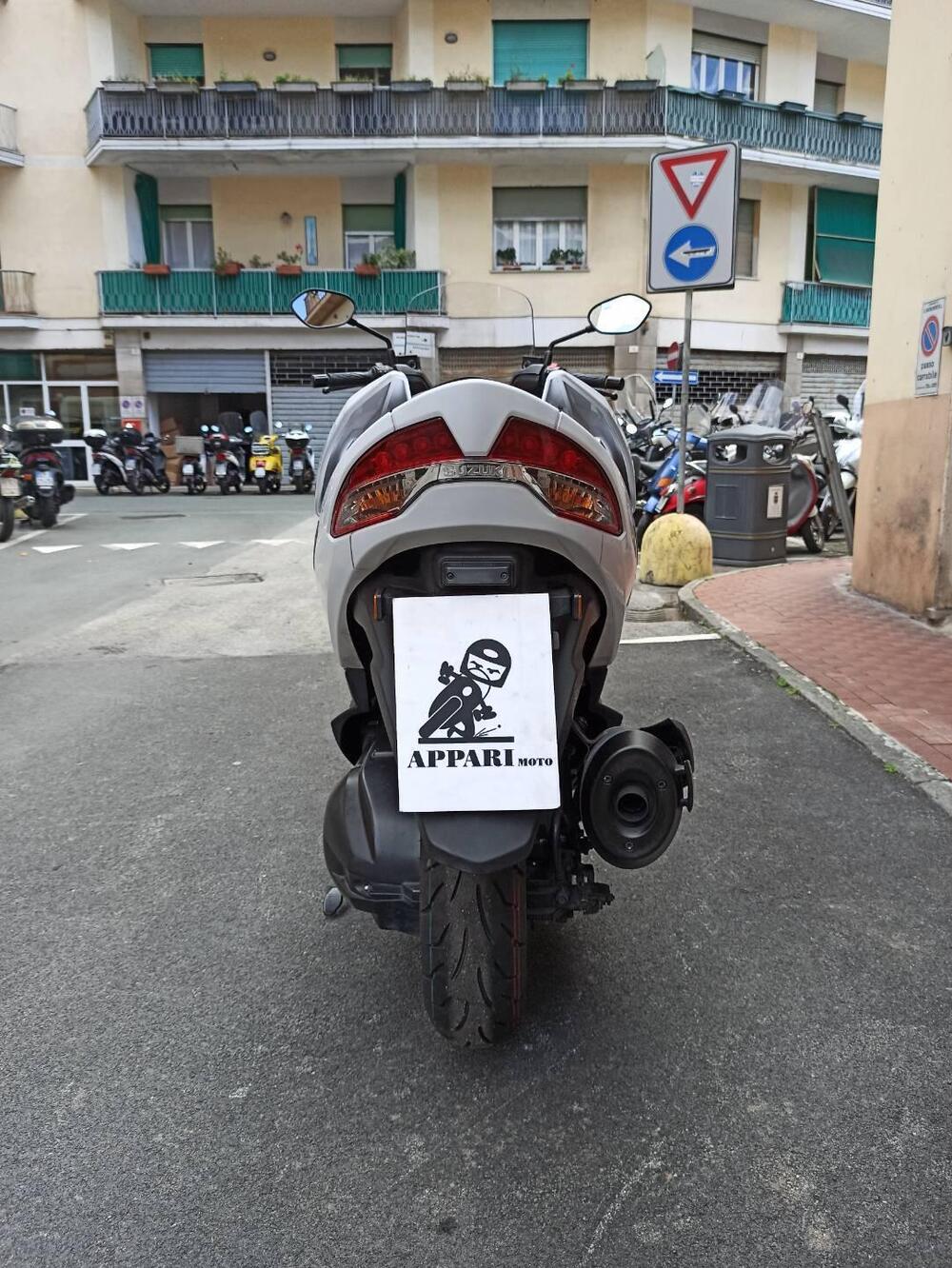 Suzuki Burgman AN 400 (2017 - 20) (7)