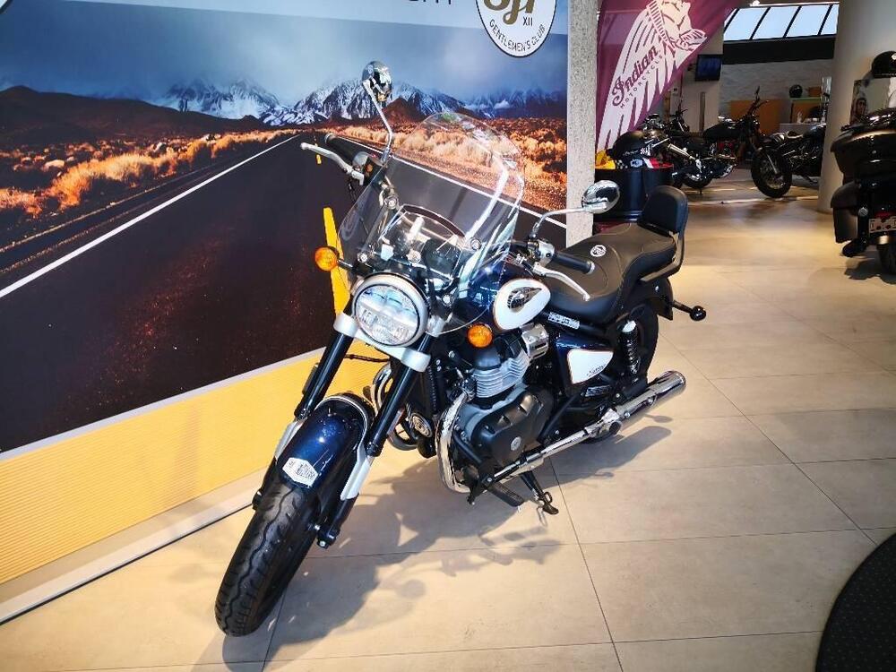 Royal Enfield Super Meteor 650 (2023 - 26) (8)
