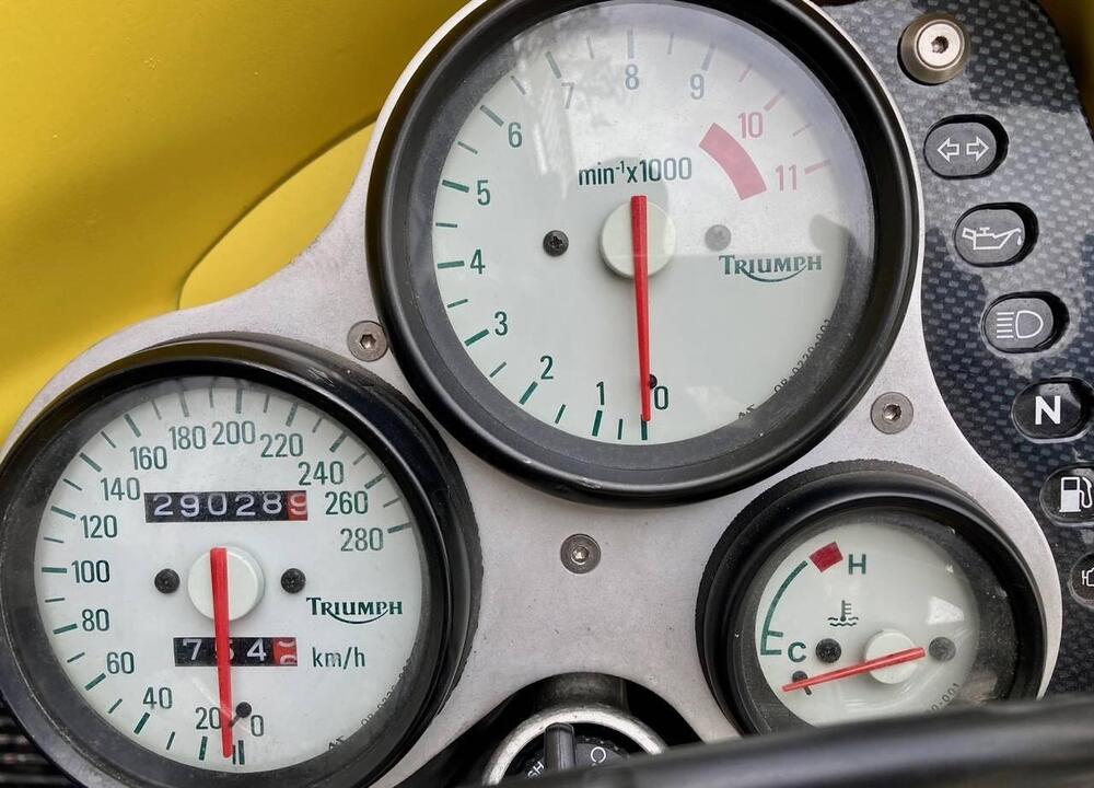 Triumph Speed Triple T 509 (1997) (4)