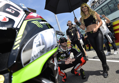 Tom Sykes rinnova con Kawasaki