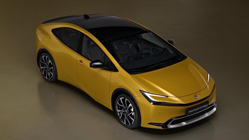 Toyota Prius, ecco i prezzi della nuova generazione 