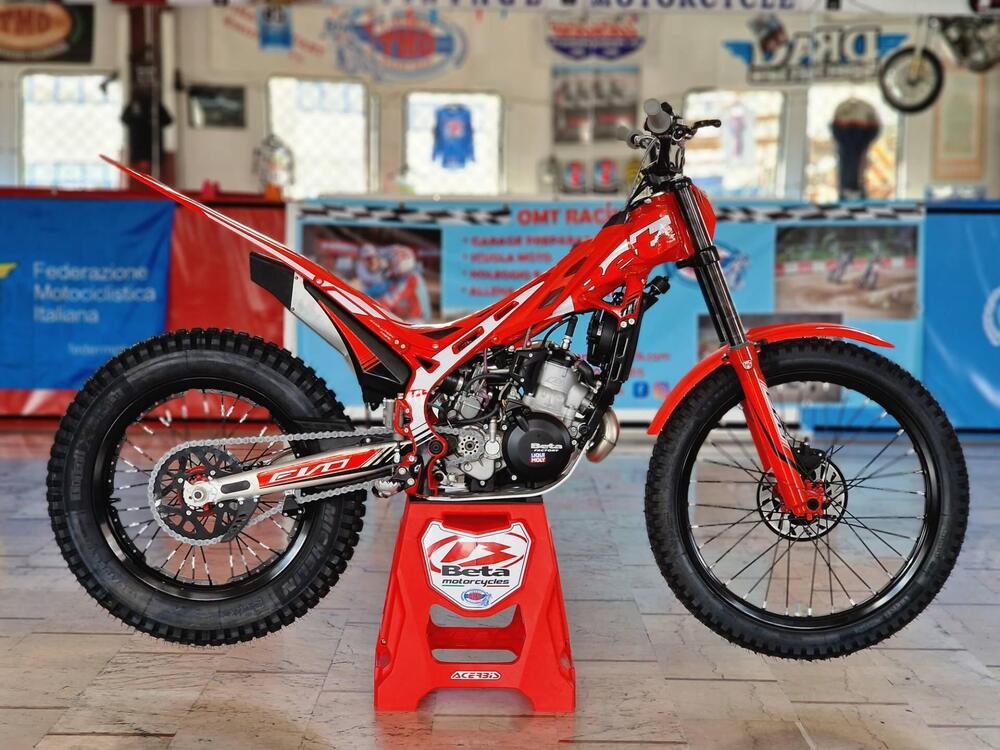 Betamotor Evo 300 SS 2T (2023 - 24) (14)