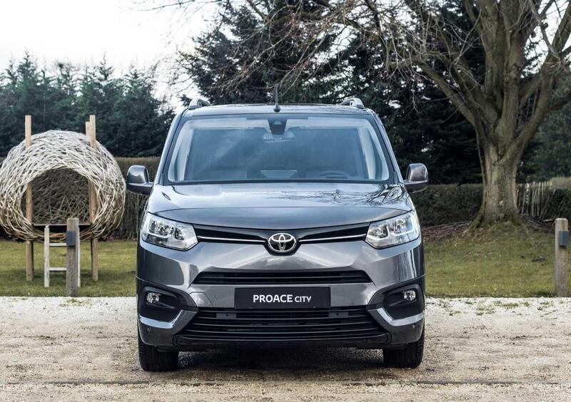 Toyota Proace City Verso (2019-->>) (5)