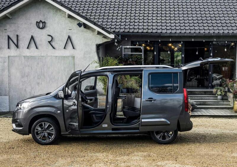 Toyota Proace City Verso Electric (2022-23) (8)