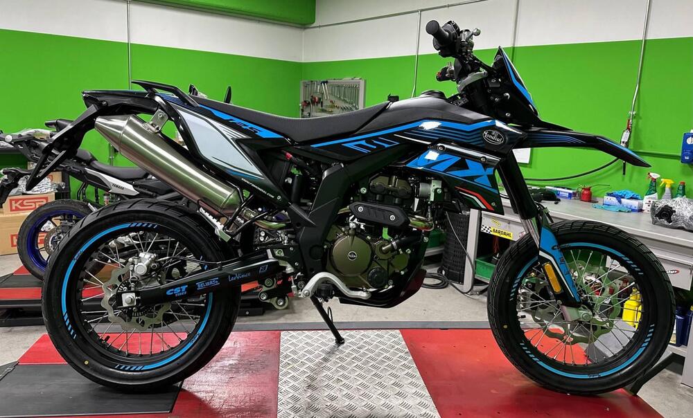 FB Mondial SMX 125 Motard (2021 - 24) (2)