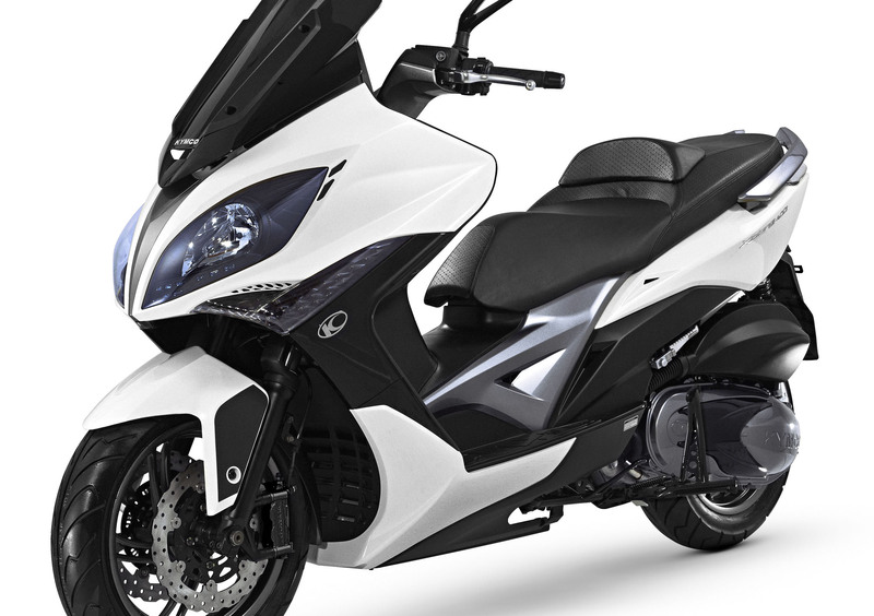 キムコ スクーター 400I Xciting 2012-2017 400 I S Euro 4 18-2020 400I S TCS キムコ エキサイティング400i ABS バイク購入ガイド ビッグスクーターならバイクブロス