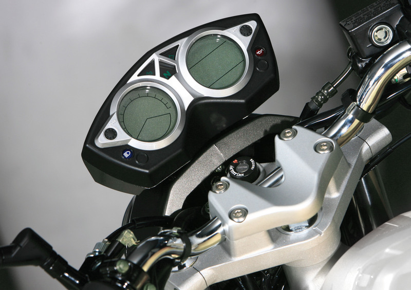 Kymco Quannon 125 Quannon 125 Naked (2010 - 17) (4)