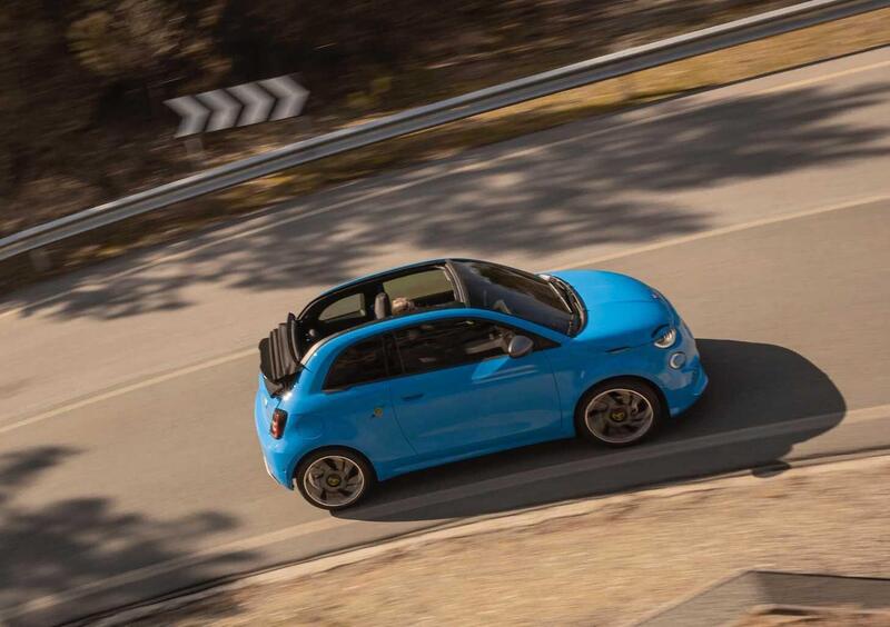 Abarth 500e Cabrio (6)