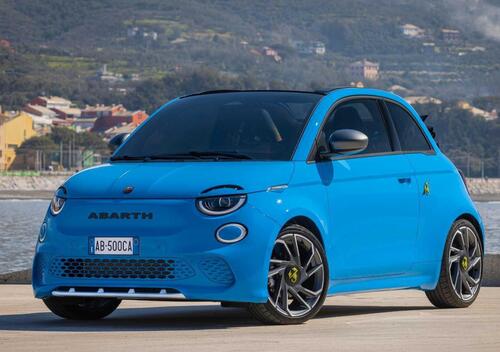 Abarth 500e Cabrio (2023--&gt;&gt;)