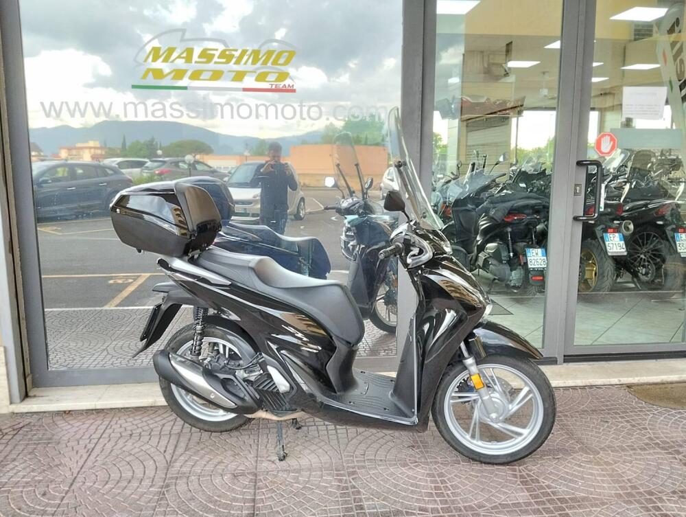 Honda SH 150i (2020 - 23) (9)