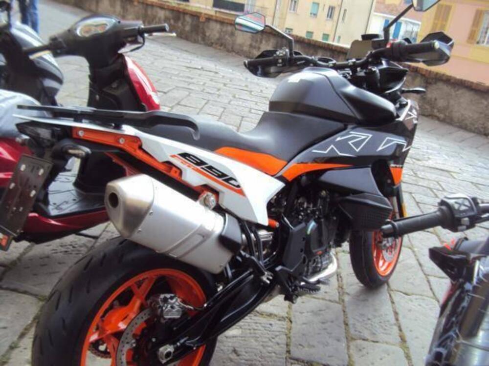 KTM 890 SMT (2023 - 26) (2)