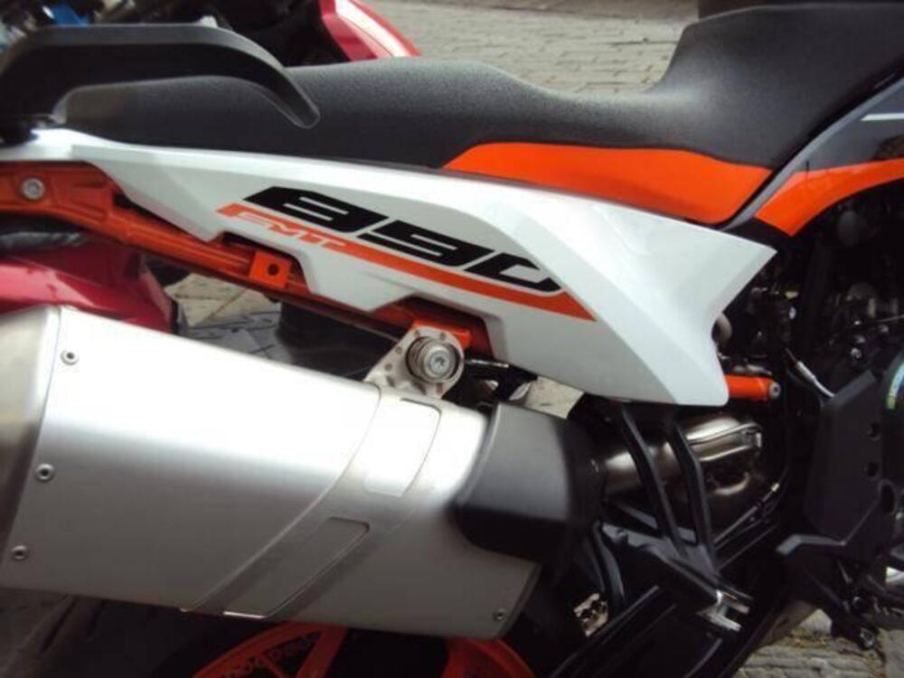 KTM 890 SMT (2023 - 26) (4)