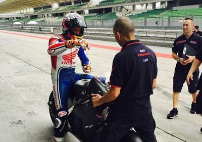 Stoner tester Honda a Sepang: Pochi giri, ma qualche dato utile