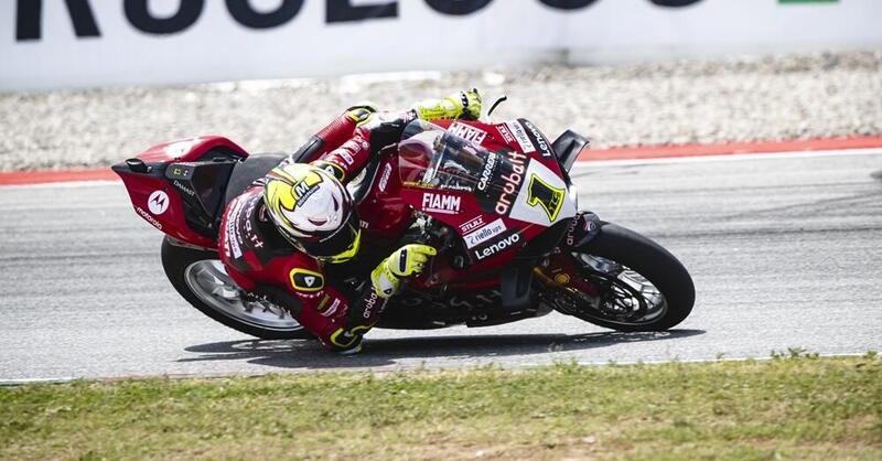 SBK 2023. GP di Spagna. Alvaro Bautista vince anche Gara2 a Barcellona