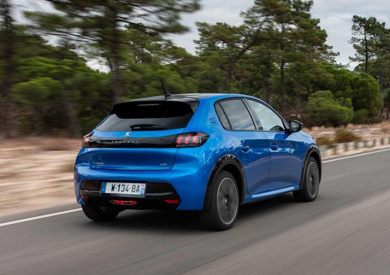 Peugeot 208 (2019-->>) (27)