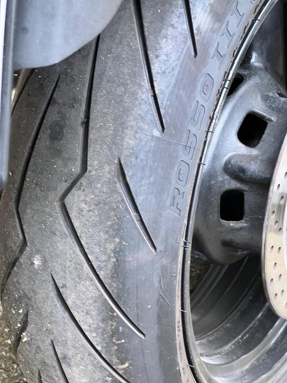 Yamaha XJR 1300 (10)