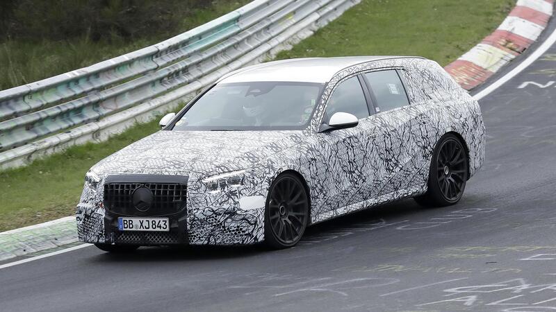 Mercedes AMG E53 berlina e station wagon, il restyling &egrave; in arrivo [Foto Spia]