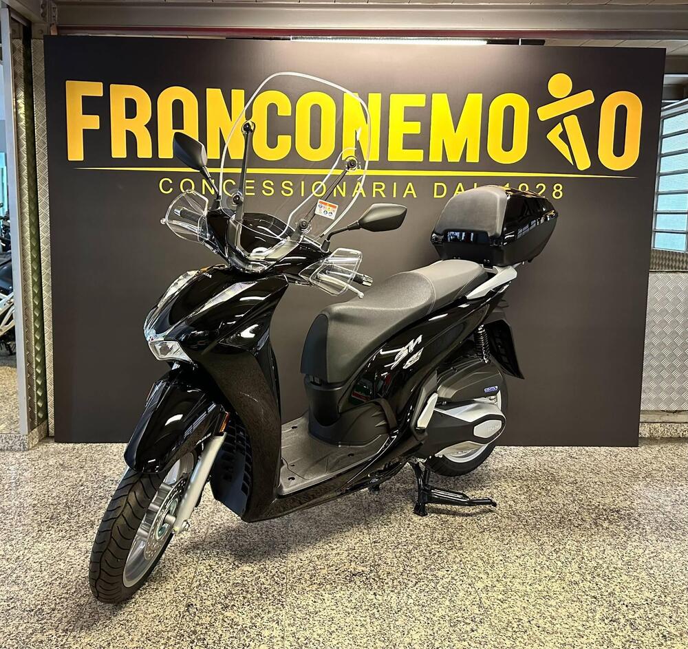 Honda SH 350 (2021 - 24) (2)