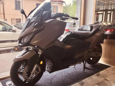 Kymco AK 550 Premium (2023 - 25) nuova