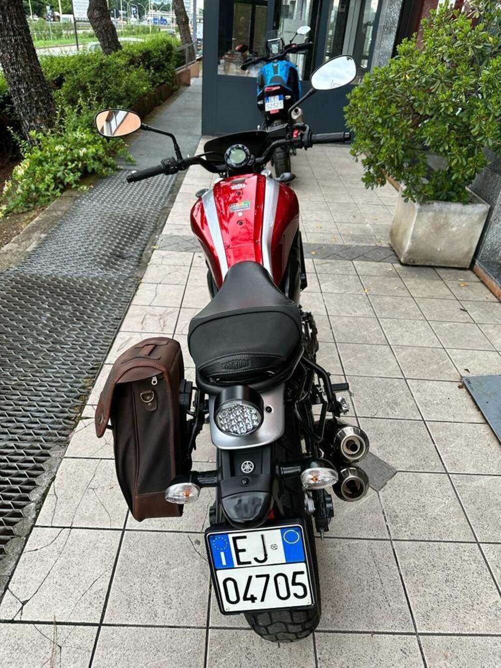 Yamaha XSR 700 ABS (2016 - 20) (4)