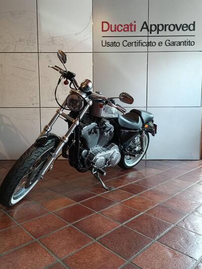 Harley-Davidson 883 Custom (2001 - 05) - XL 53C usata