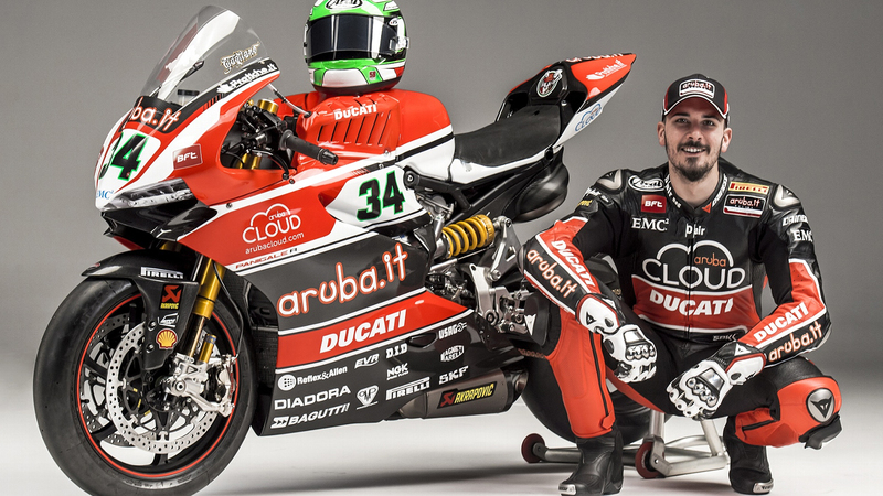 Presentato il Team Aruba-Ducati Superbike 2015