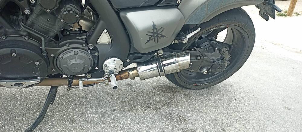 Yamaha VMAX (2008 - 17) (11)
