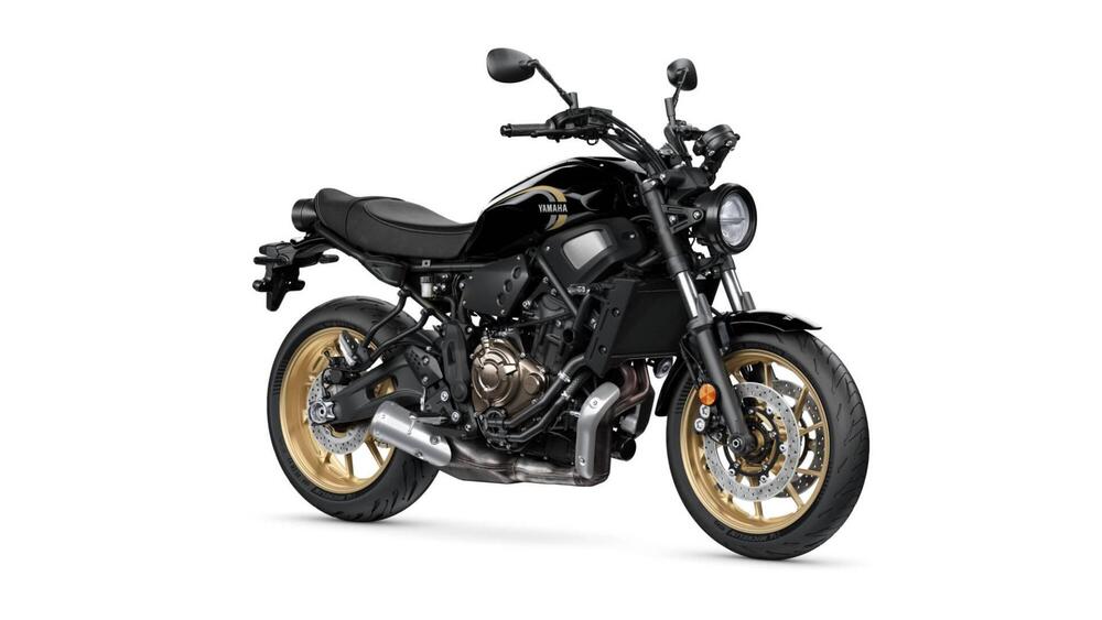 Yamaha XSR 700 (2022 - 25)