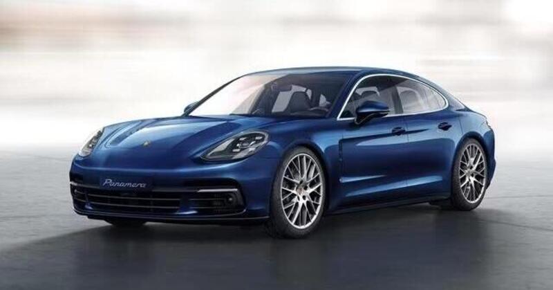 La Porsche Panamera con la targa alla James Bond: fermato e multato (per&ograve; in Canada funziona) 