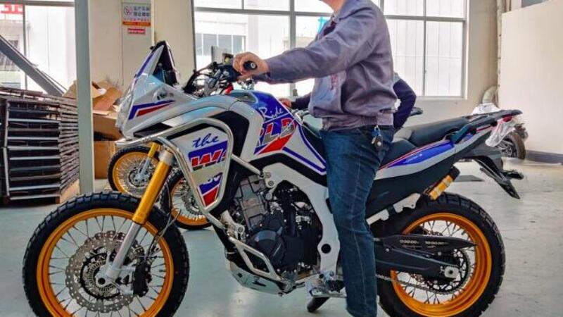 Ecco com&#039;&egrave; fatto il clone cinese dell&#039;Africa Twin. Il suo nome &egrave; Hengjian HJ500-8