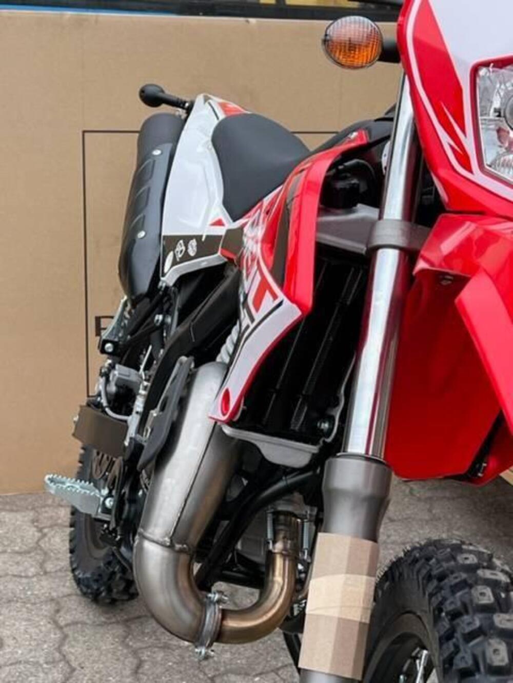 Rieju MRT 50 Supermotard (2021 - 25) (10)