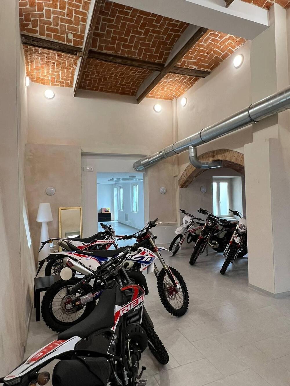 Rieju MRT 50 Supermotard (2021 - 25) (2)