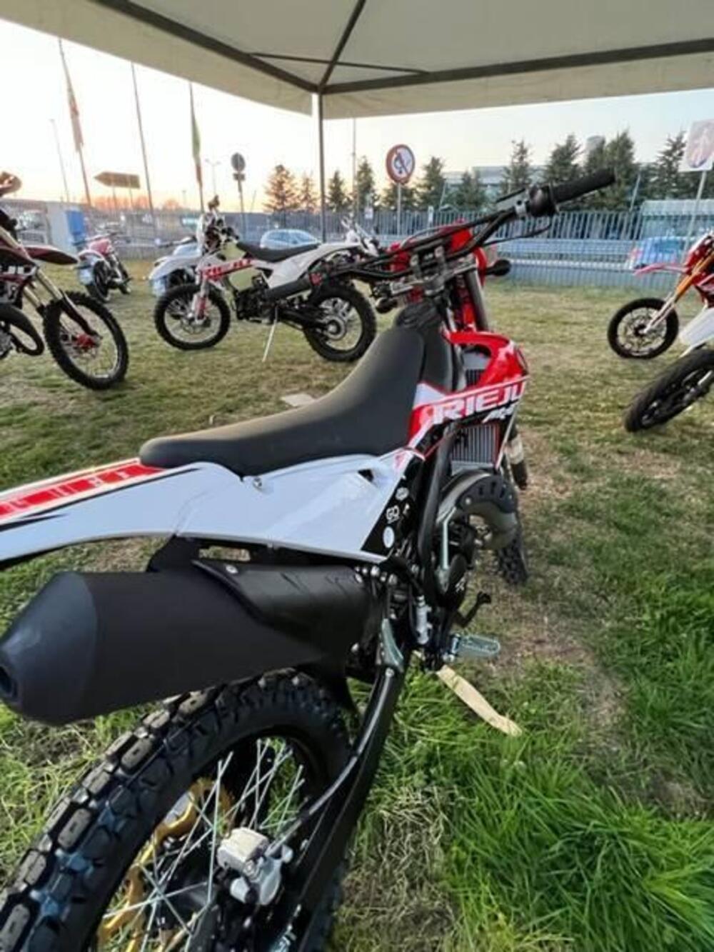 Rieju MRT 50 Supermotard (2021 - 25) (12)