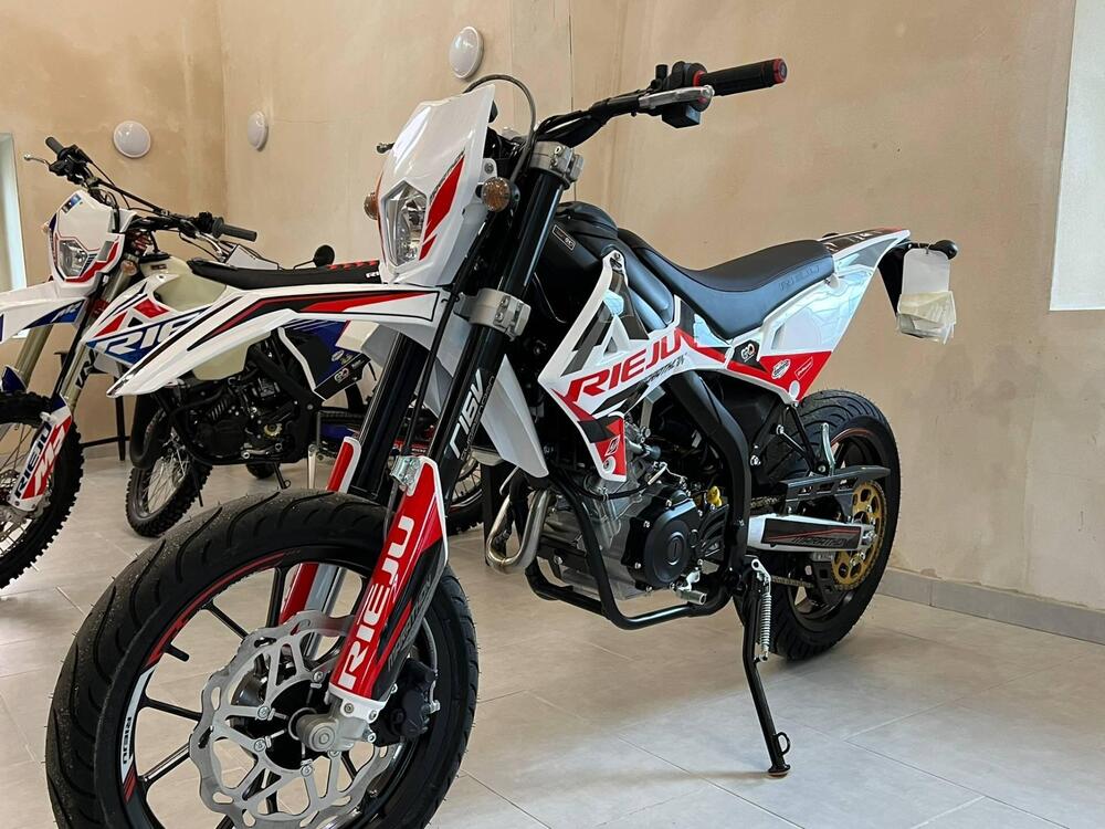 Rieju MRT 50 Supermotard (2021 - 25) (4)