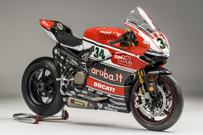 La Ducati Panigale 1199R con il 34 di Davide Giugliano