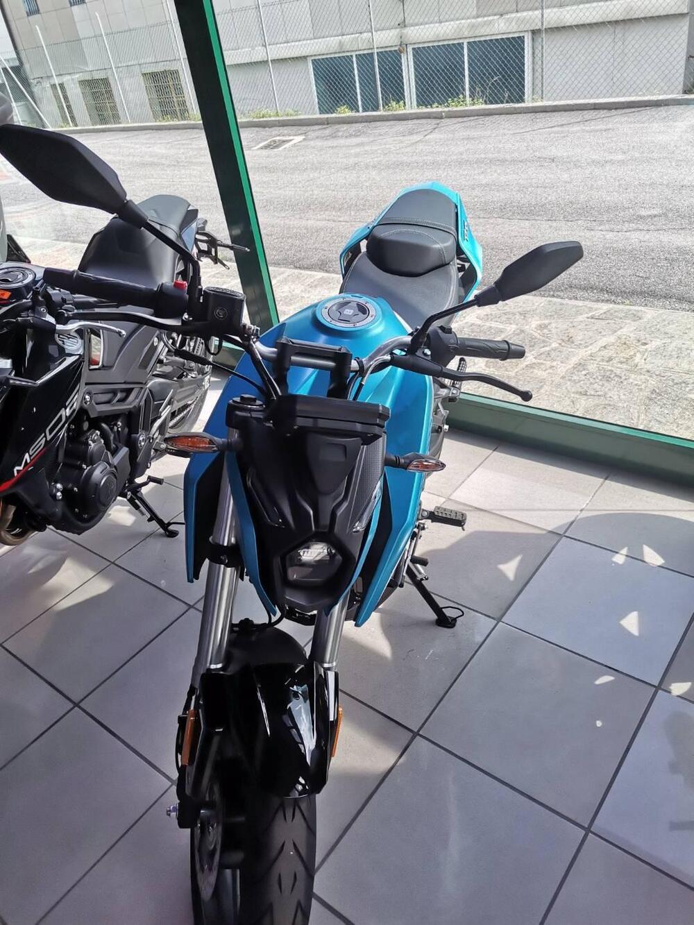 Voge Brivido 125R (2023 - 25) (2)