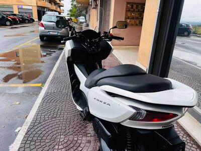 Honda Forza 300 ABS (2013 - 17) usata