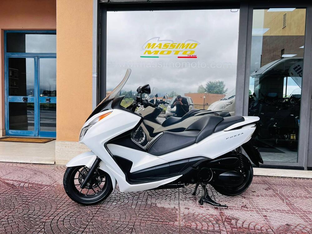 Honda Forza 300 ABS (2013 - 17) (11)