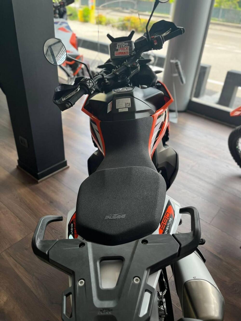 KTM 890 Adventure (2023 - 26) (4)