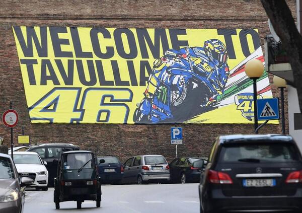 Anche Valentino Rossi e Tavullia s&rsquo;arrendono al maltempo: &ldquo;Non sarebbe stata una festa&rdquo;