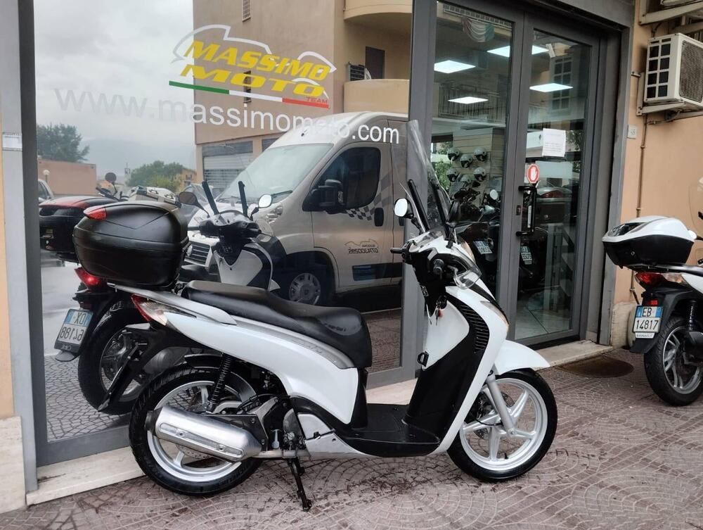 Honda SH 150 i (2009 - 12) (4)