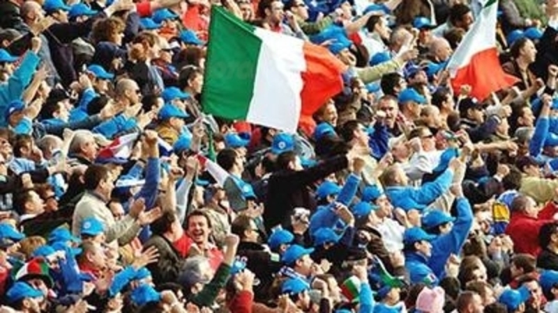 Filosofia della tecnica. Italia, Paese di tifosi 