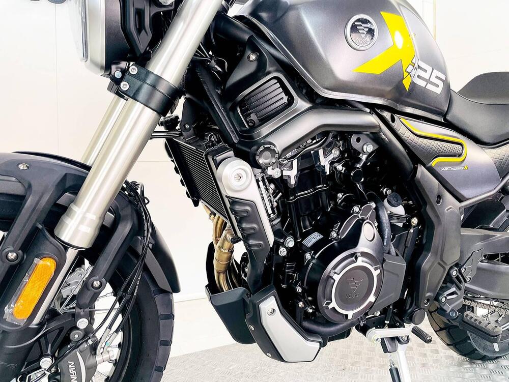 Voge Trofeo 525ACX Scrambler (2023 - 25) (15)