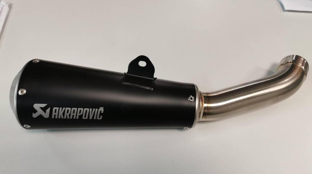 Scarico AKRAPOVIC per Husquarna Svarpilen 125 - 40