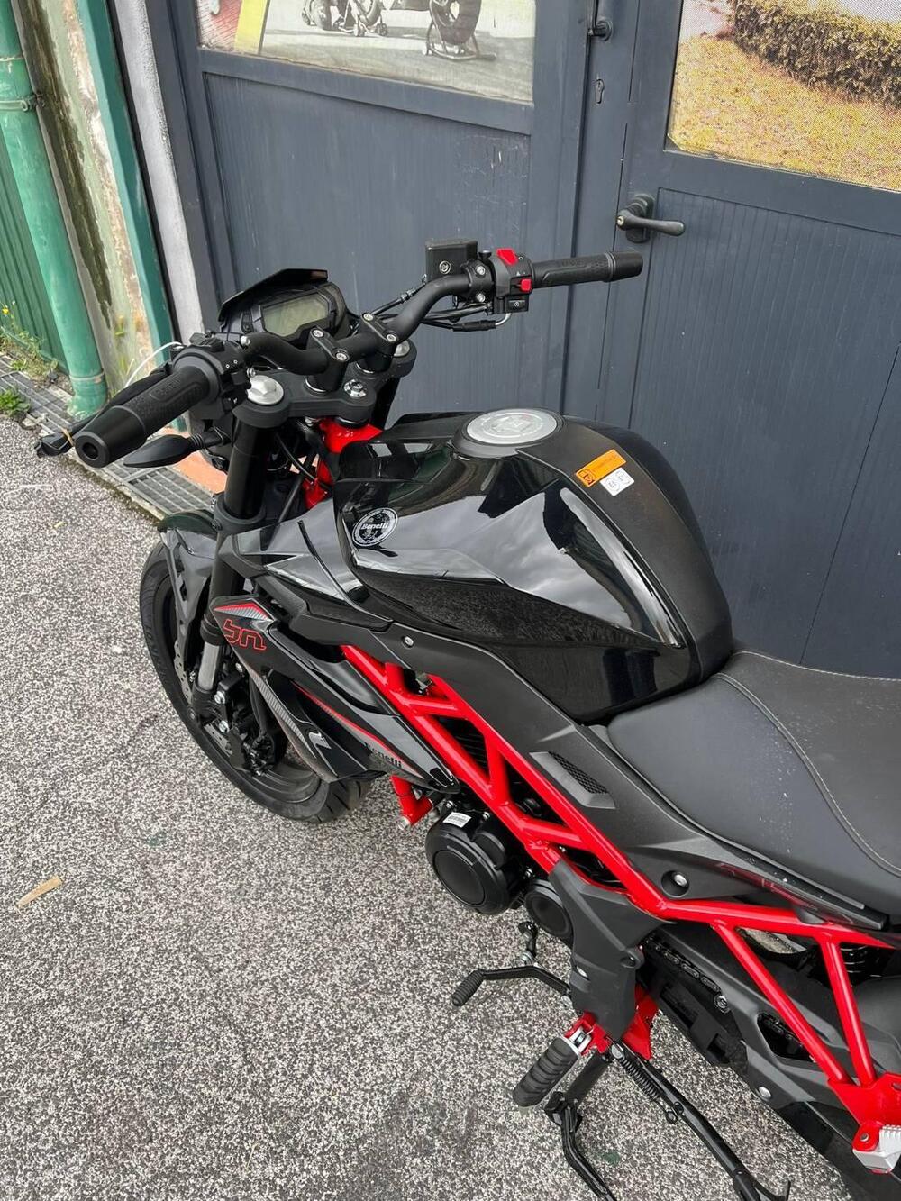 Benelli BN 125 (2021 - 25) (2)