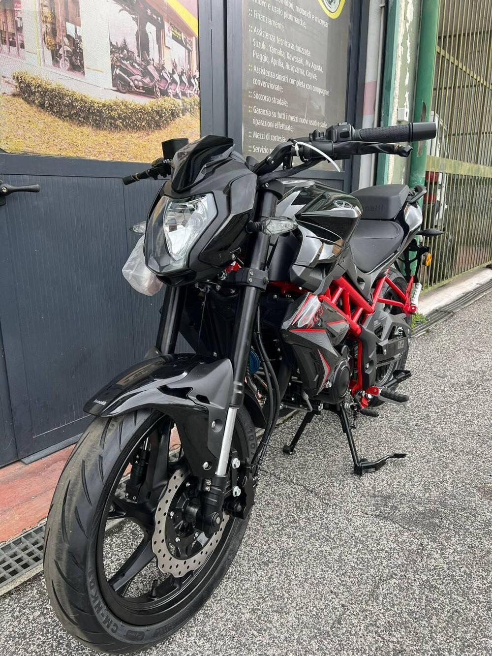 Benelli BN 125 (2021 - 25) (6)