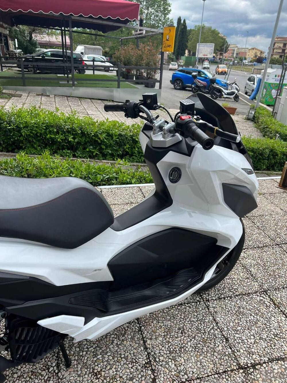 Sym Jet X 125 (2021 - 25) (6)
