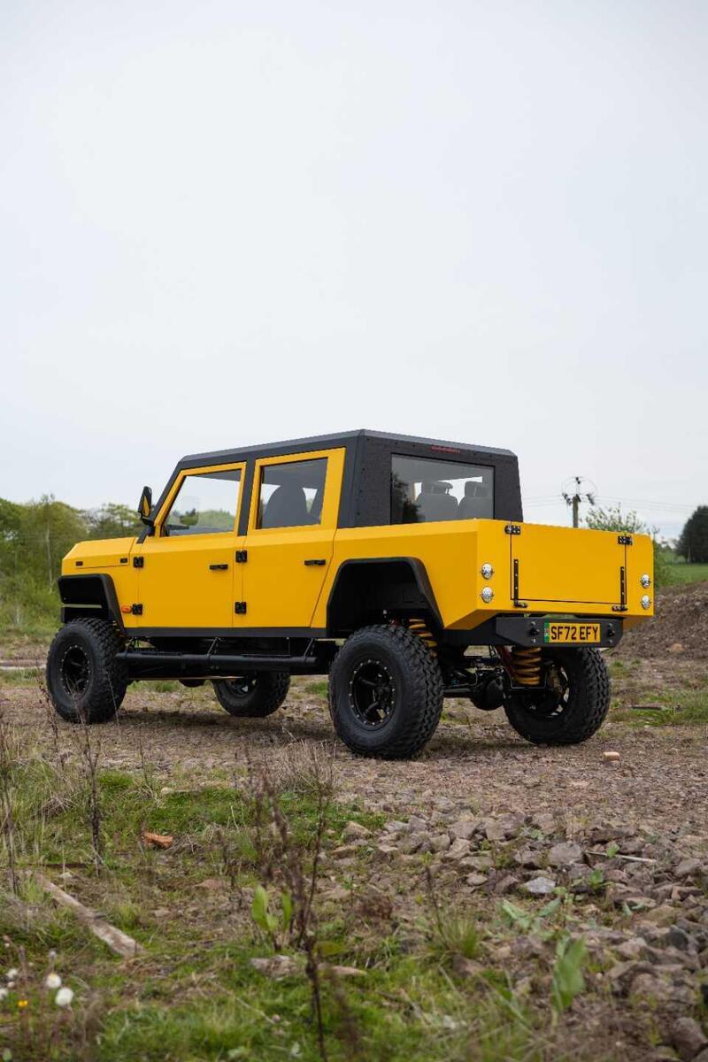 Amanti del ponte rigido, ecco l&#039;elettrica dei Flintstone: Munro Mk1 Pick-up